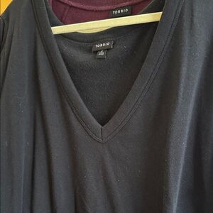 Torrid black long sleeve sweatshirt with crochet sleeves lace Sz 6 NWOT